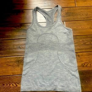 Lululemon swiftly tank top size 4
